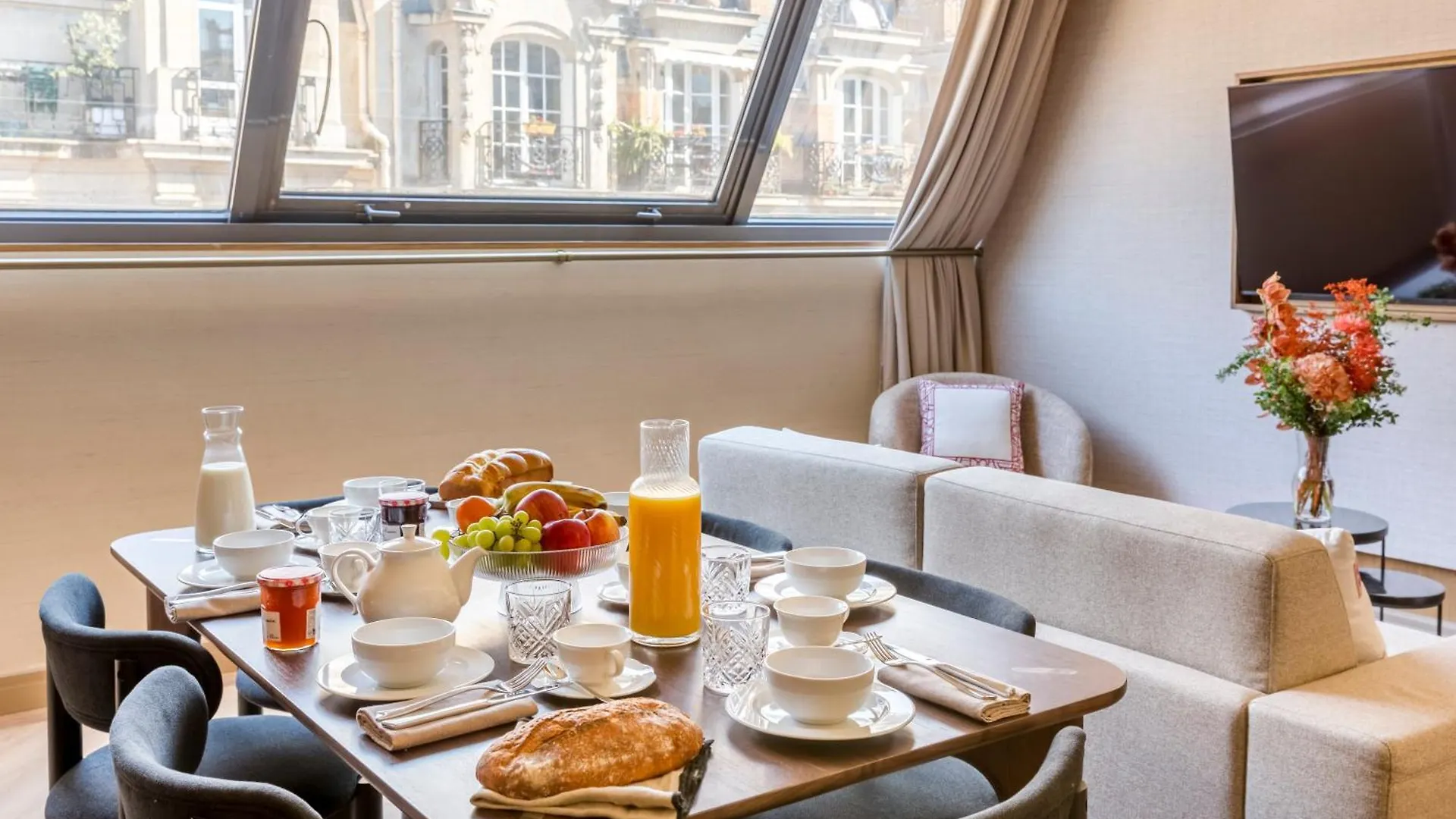 Apartment Merveil - Signature Suite - Tour Eiffel - Desaix I Paris France