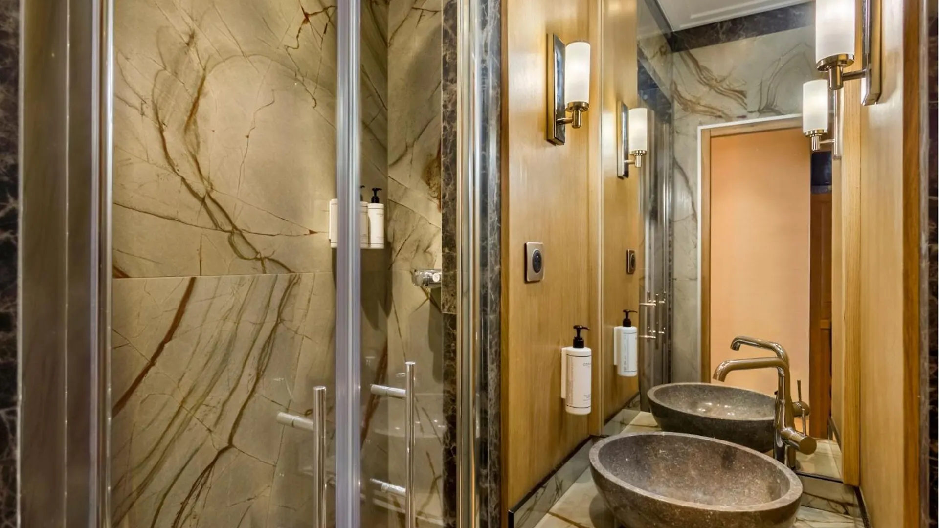 Merveil - Signature Suite - Tour Eiffel - Desaix I Paris 0*,