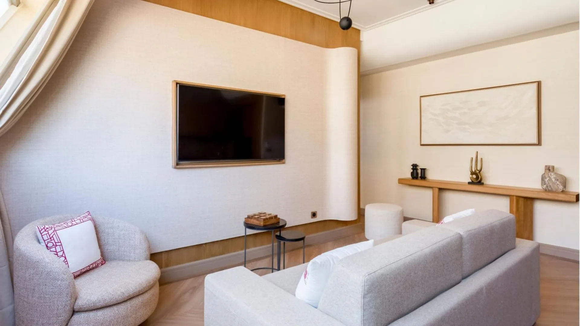 Merveil - Signature Suite - Tour Eiffel - Desaix I Paris